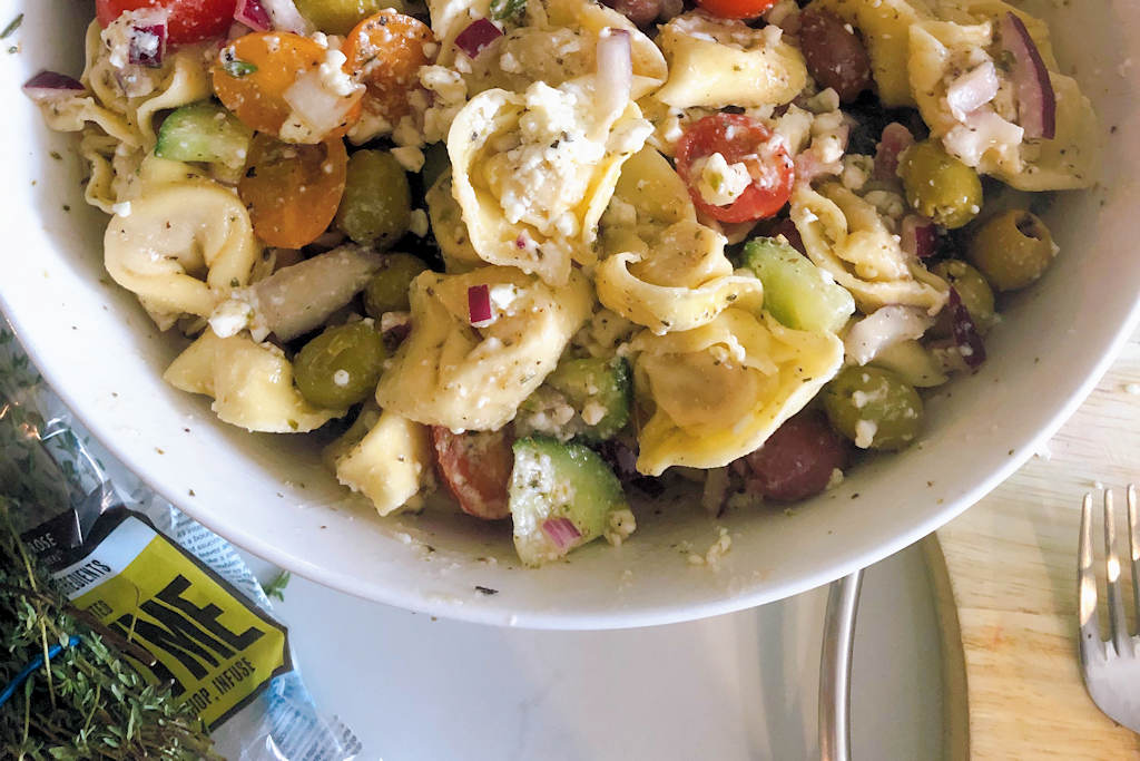 Greek Pasta Salad with Tortellini