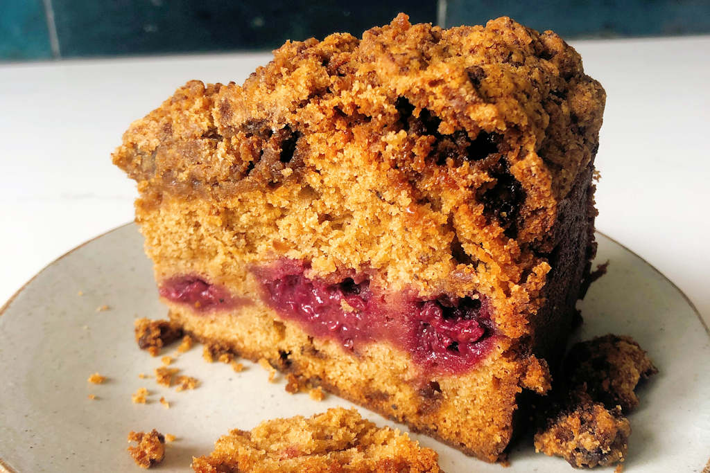 Spiced Brown Sugar Crumble Cake